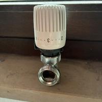 8 valvole termostatiche per termosifone radiatore
