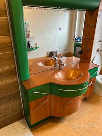 Mobile bagno con specchiera