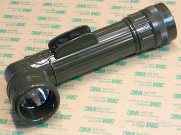 TORCIA MILITARE AMERICANA TL-122/D WW2 FLASHLIGHT