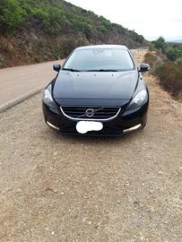 Volvo V 40