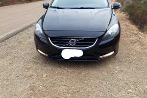 Volvo V 40