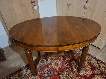 Tavolo ovale  '800 in noce