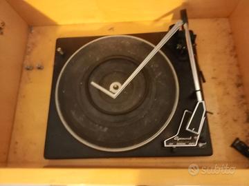 RADIO GIRADISCHI DEGLI ANNI (60?)