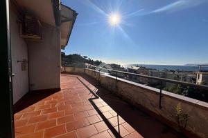 VILLA SINGOLA A ALBISOLA SUPERIORE