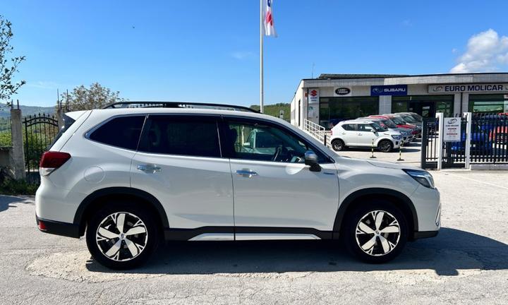 SUBARU Forester 2.0 e-Boxer Automatic 4x4