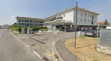 NEGOZIO A CARPENEDOLO