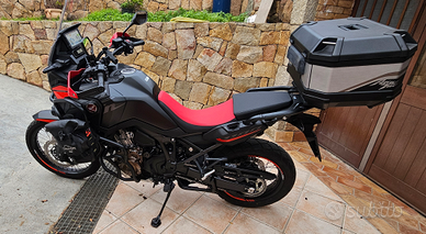 Africa twin super accessoriata