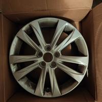 Quattro cerchi Lexus CT 200 h - 16" - 205 mm