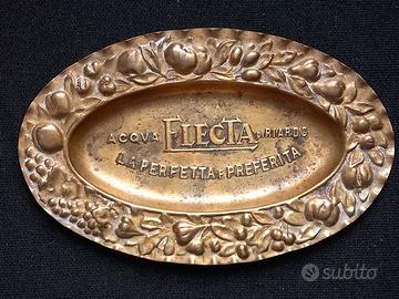 Posacenere in ottone "Acqua Electa" anni '30