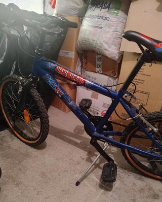bicicletta spiderman 