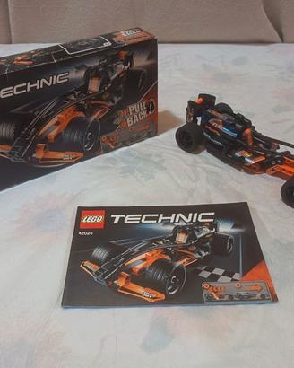 Lego Technic 42026 - Black Champion "Pull Back"
