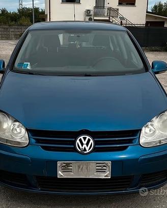 Ricambi usati Volkswagen Golf 5 1.6 benzina BSE