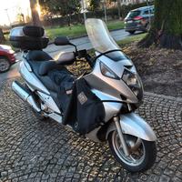 Honda Silver Wing 600