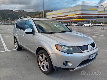 Mitsubishi outlander 2.0 di-d Instyle 7p.ti dpf
