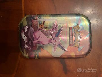 1x Pokemon Evoluzioni Prismatiche Mini Tin sealed