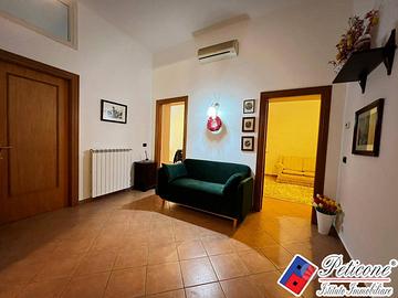 Locale - Fondi