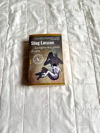 “La regina dei castelli di carta” di Stieg Larsson