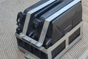 Portataniche heavy  duty con 2 taniche 20 lt 