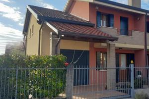 Porzione di testa di qudrifamiliare