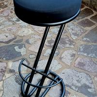 Sgabello e  3  sedie 