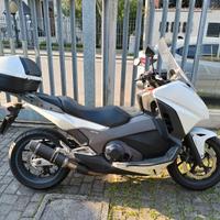 Honda Integra 750 - 2015