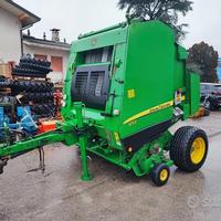 Rotopressa JD 852N-camera var-rete e spago