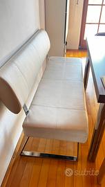 Panca e sedie da pranzo in similpelle imbottite