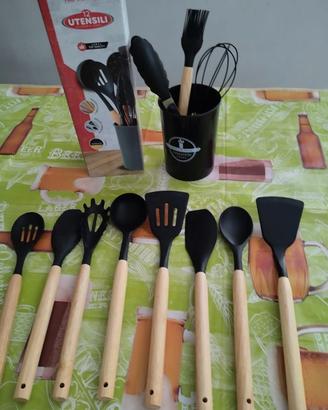 set servizio di mestoli in silicone e legno cucina