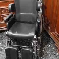 sedia a rotelle surace