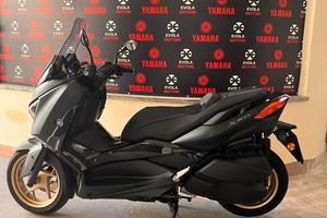 Yamaha X-Max 300 Tech max