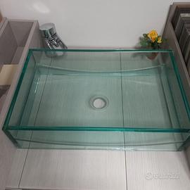 Lavabo in vetro
