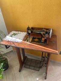 Macchina da cucire singer