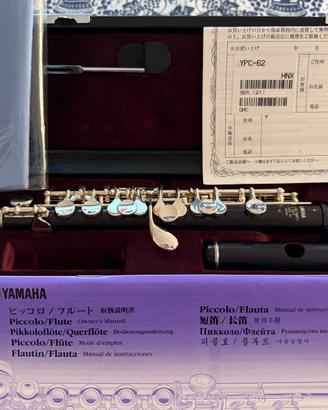 Ottavino Yamaha YPC-62 in Ebano – Pari al Nuovo!