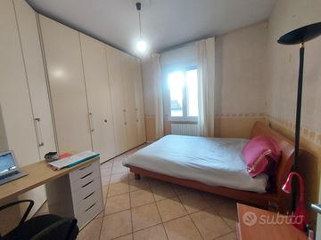 Stanza per studentesse - 320