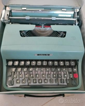 Macchina da scrivere Olivetti Lettera 32 