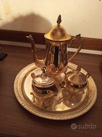 servizio tè in metallo placcato tre pezzi
