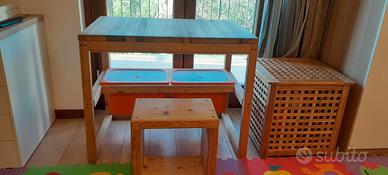 scrivania con seduta in legno 