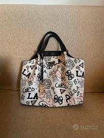 Borda originale Guess