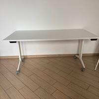 Tavolo ribaltabile su ruote