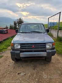 mitsubishi pajero GLX