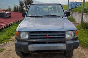 mitsubishi pajero GLX