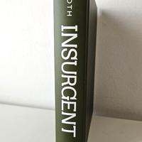 Insurgent della serie Divergent, di Veronica Roth