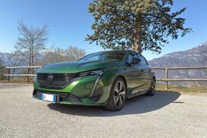 Peugeot 308 BlueHDi 130cv 1.5 diesel EAT8 GT