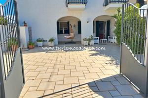 Villino a due passi dalla spiaggia in Baia Verde