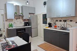 Casa indipendente a schiera compresa di arredament
