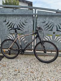 mountain bike Rockrider taglia M