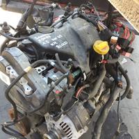 Motore e cambio K9KE8 sandero 1.5