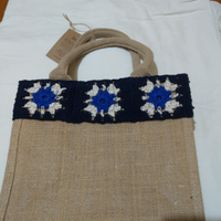 Borsa donna in juta con applicazione di decoro fat