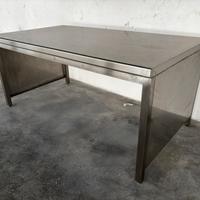 Tavolo acciaio inox professionale