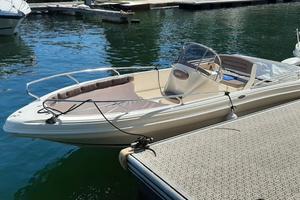 Barca a motore Ranieri